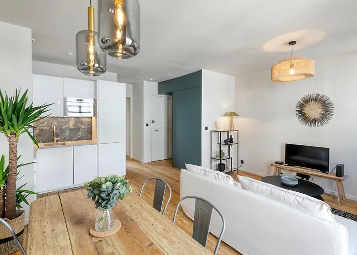 Le Dauphin דירה פורנישי